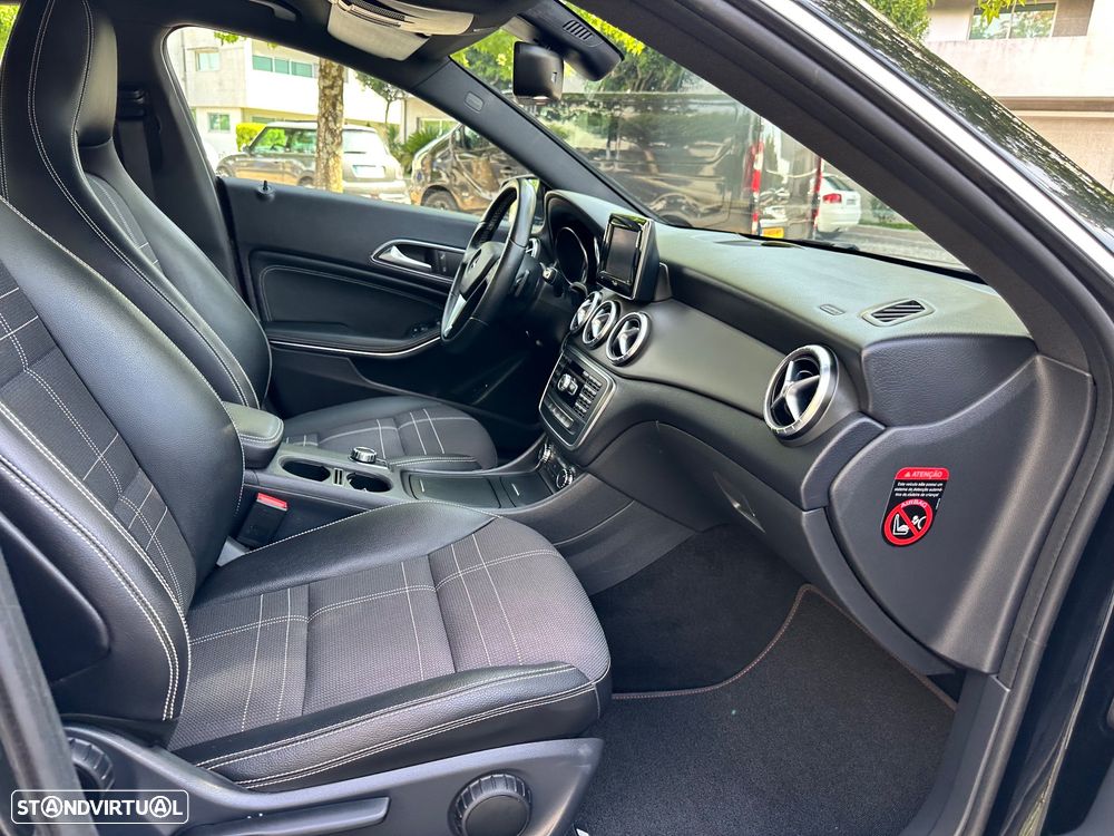Mercedes-Benz CLA 220 CDI Urban Aut. - 42