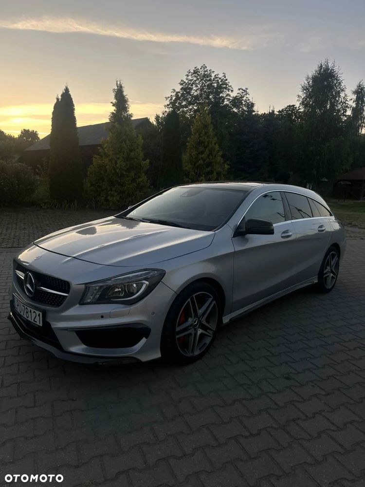 Mercedes-Benz CLA 250 7G-DCT AMG Line - 1