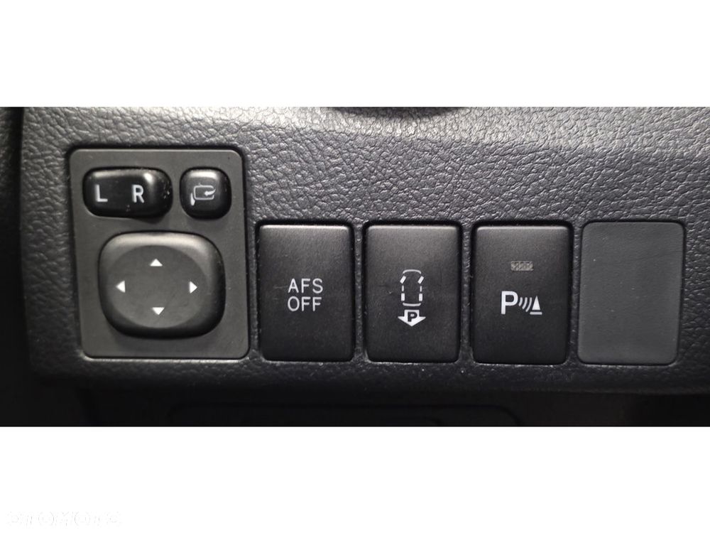 Toyota Auris - 15