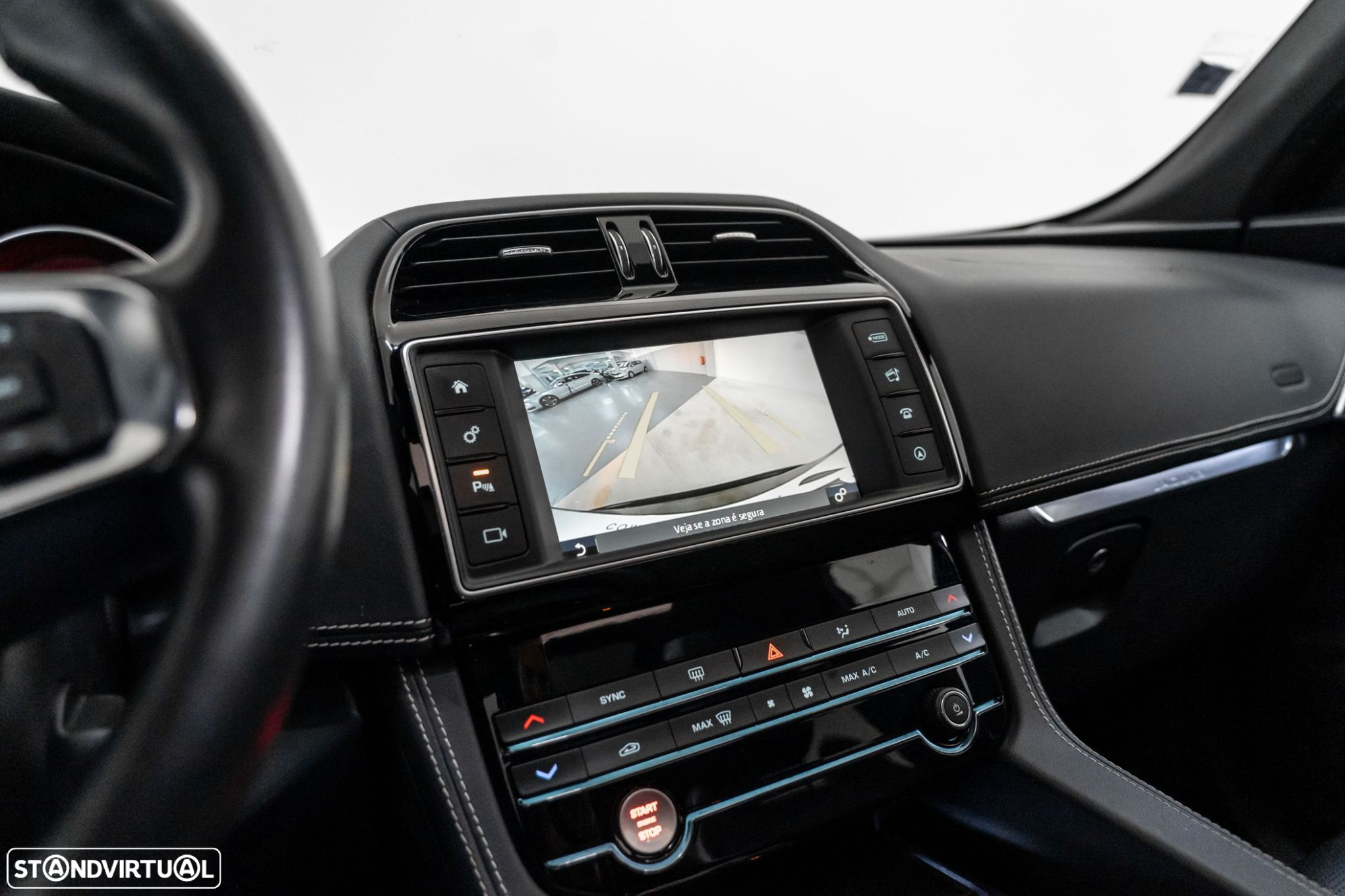 Jaguar F-Pace 2.0 i4D R-Sport AWD Aut. - 13