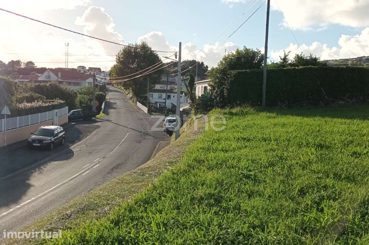 Terreno rústico na Horta - Grande imagem: 4/11