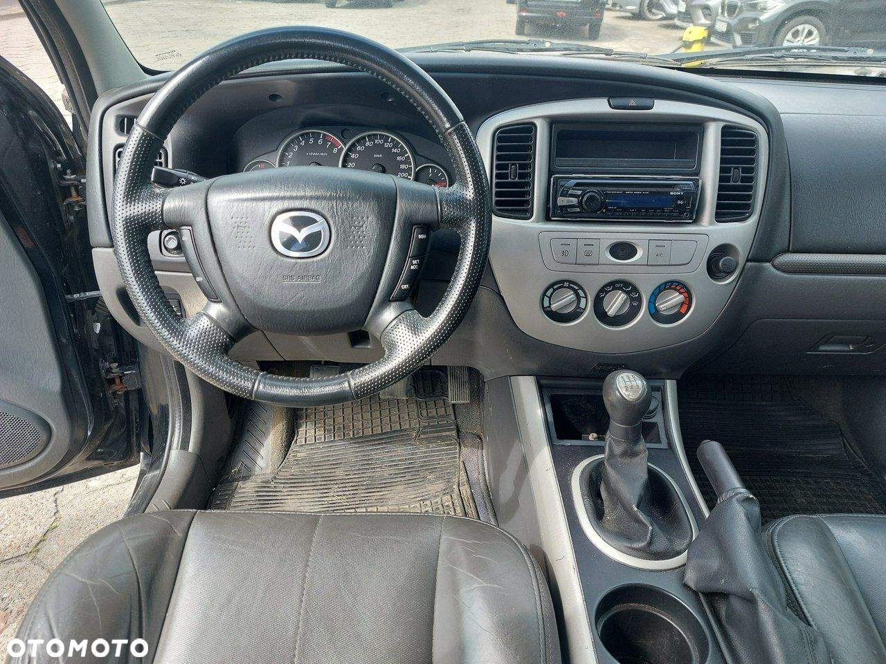 Mazda Tribute - 17
