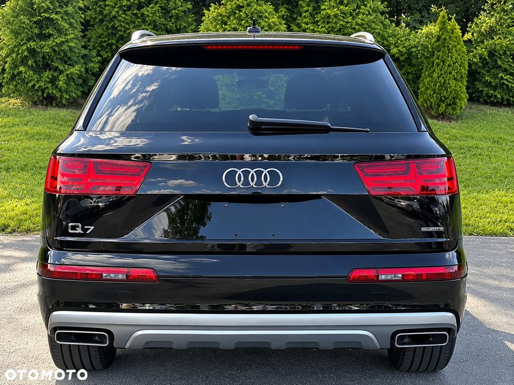 Audi Q7 3.0 TFSI Quattro Tiptronic - 23