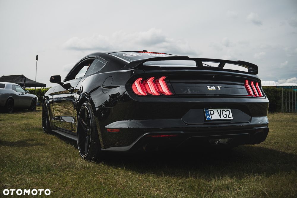 Ford Mustang - 9