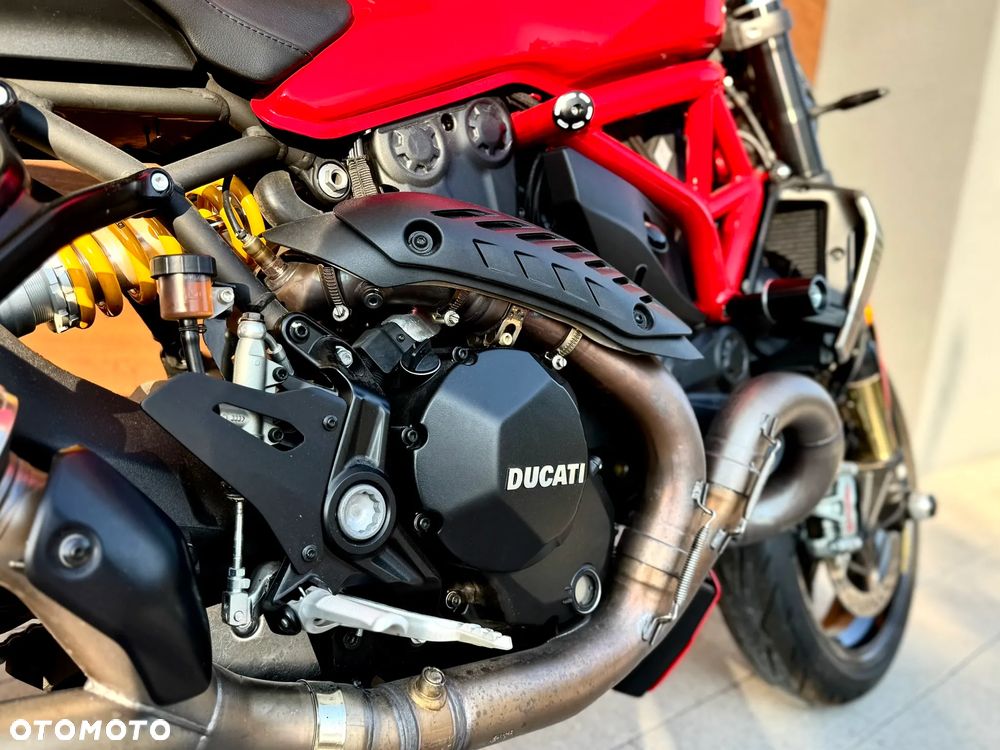 Ducati Monster - 24