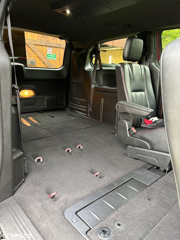 Dodge Grand Caravan 3.6 R/T - 22