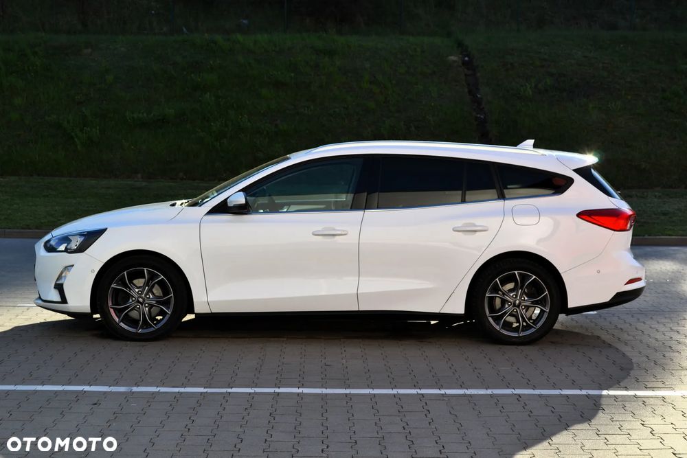 Ford Focus 2.0 TDCi Titanium ASS PowerShift - 25