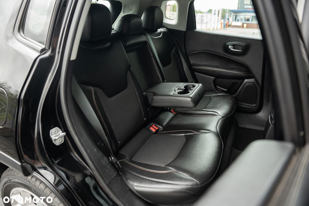 Jeep Compass 1.4 TMair Longitude FWD S&S - 36
