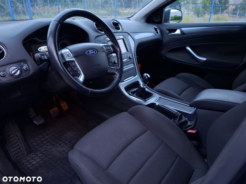 Ford Mondeo 2.0 TDCi Titanium X - 9