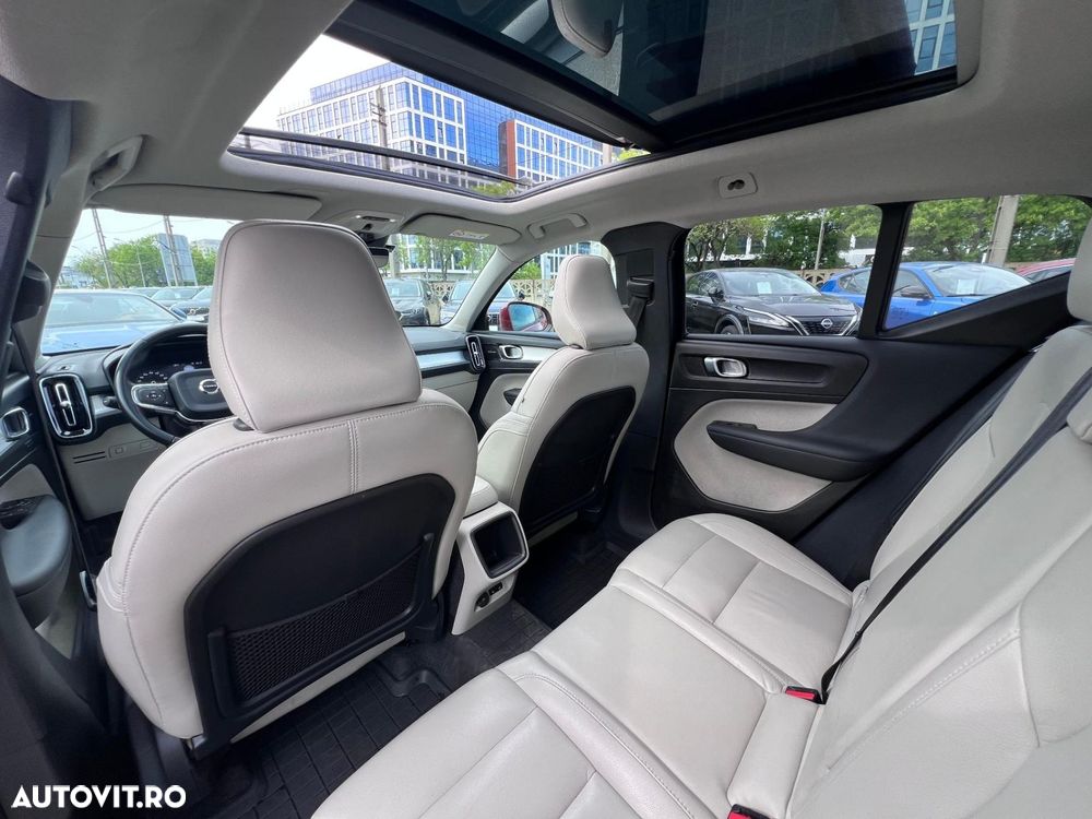 Volvo XC 40 T5 AWD Momentum Pro - 20