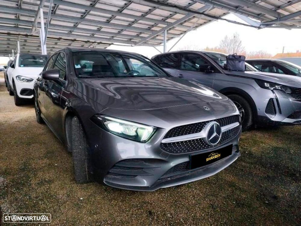 Mercedes-Benz A 250 e AMG Line - 2