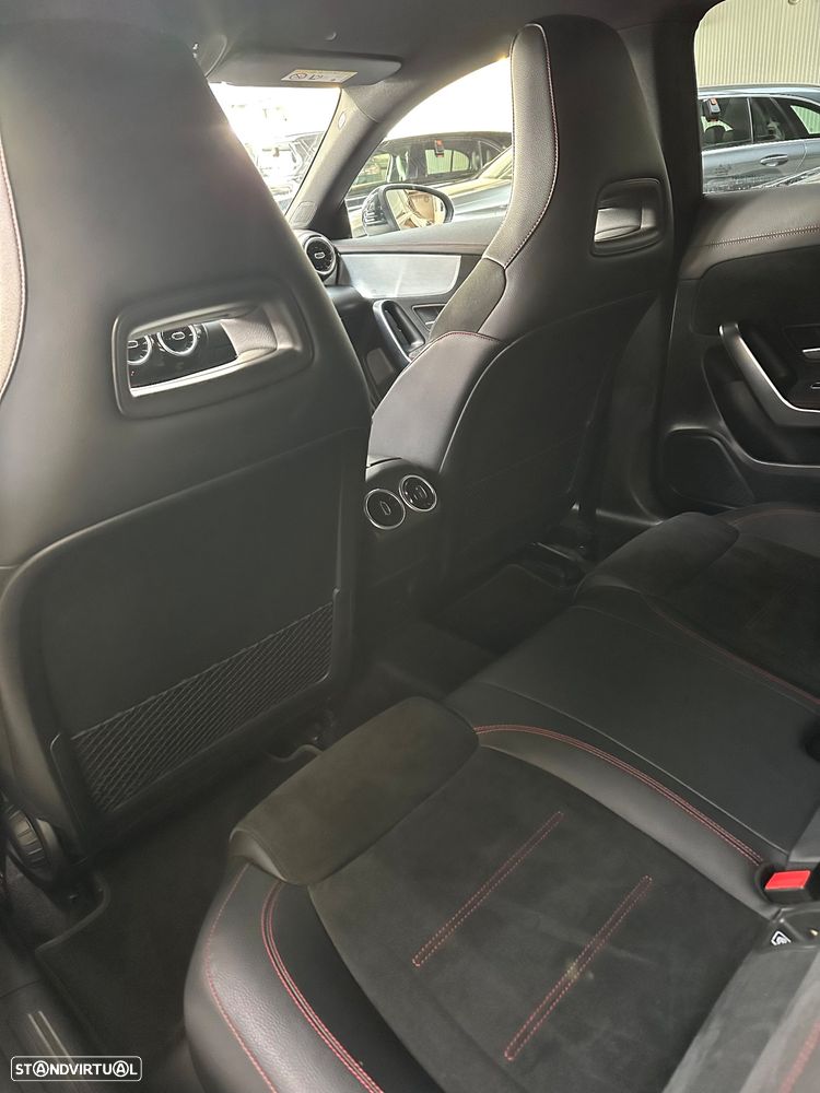 Mercedes-Benz CLA 200 d Shooting Brake AMG Line Aut. - 21