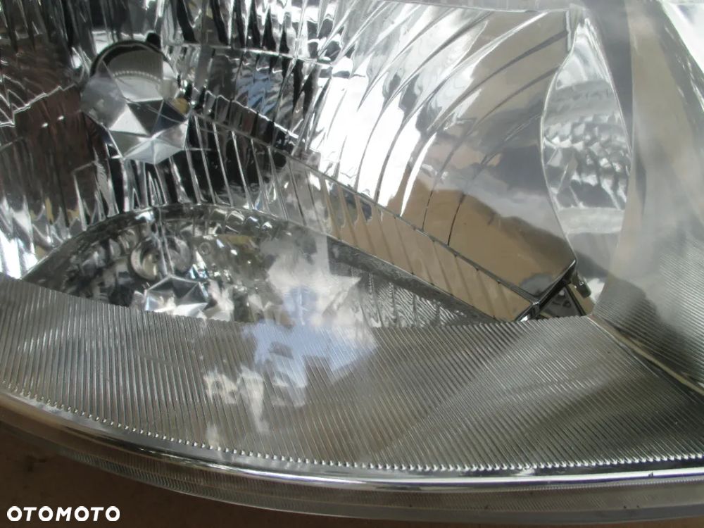 lampa prawa Berlingo Partner Europa Orginał - 4