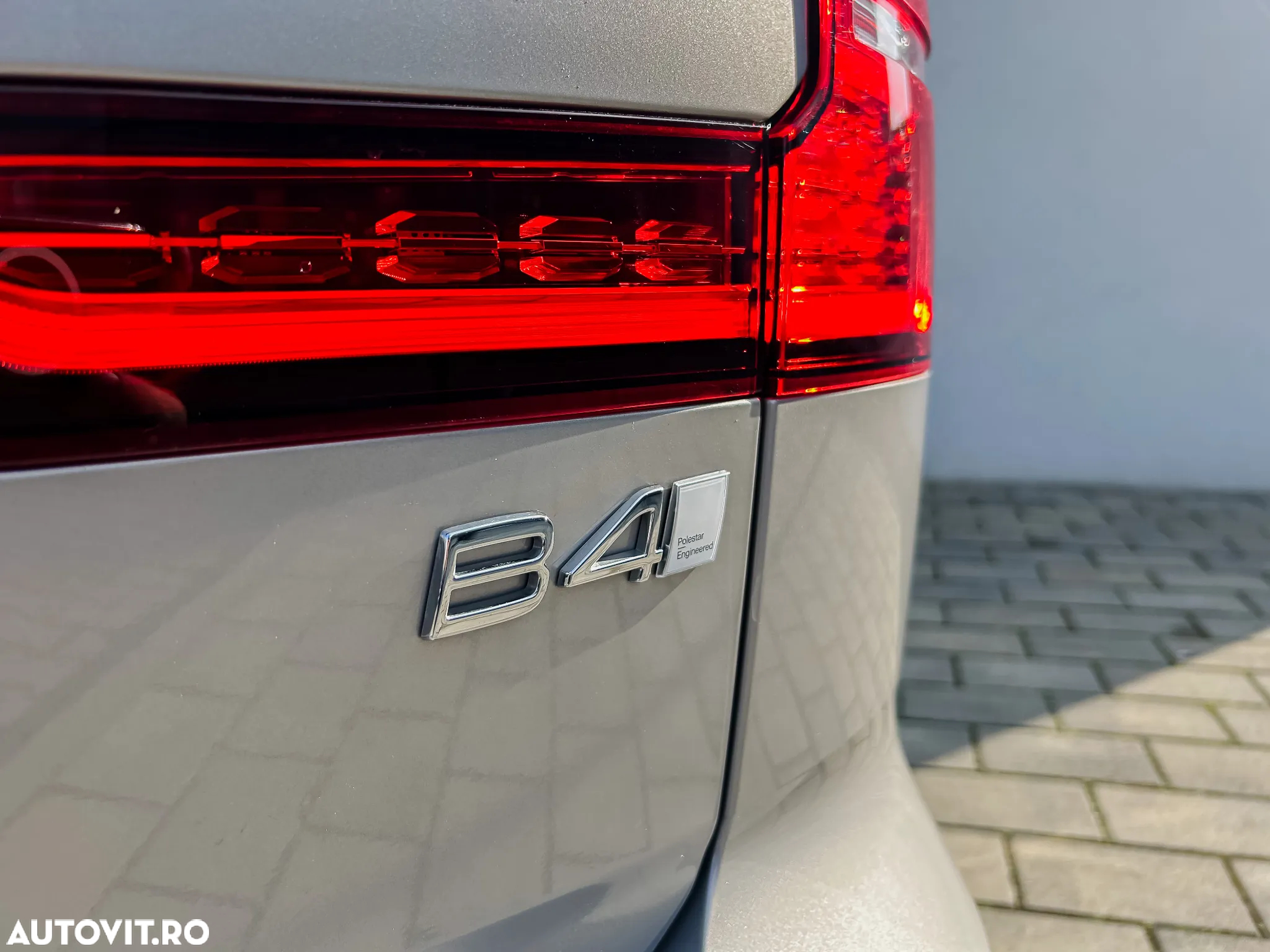 Volvo V60 B4 MHEV AT8 FWD Inscription - 5