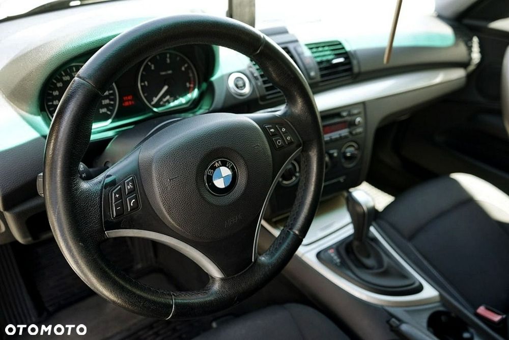 BMW Seria 1 118d - 22