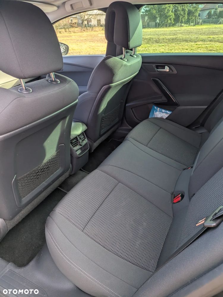 Peugeot 508 1.6 T Allure - 16