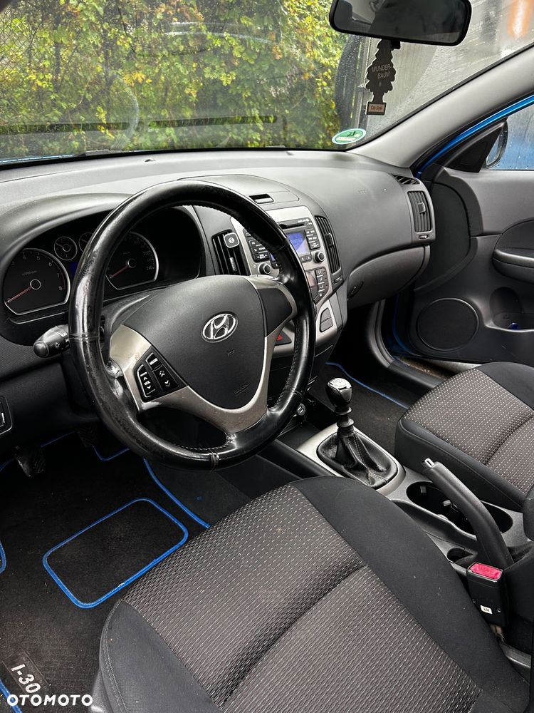 Hyundai i30 2.0 Premium - 7