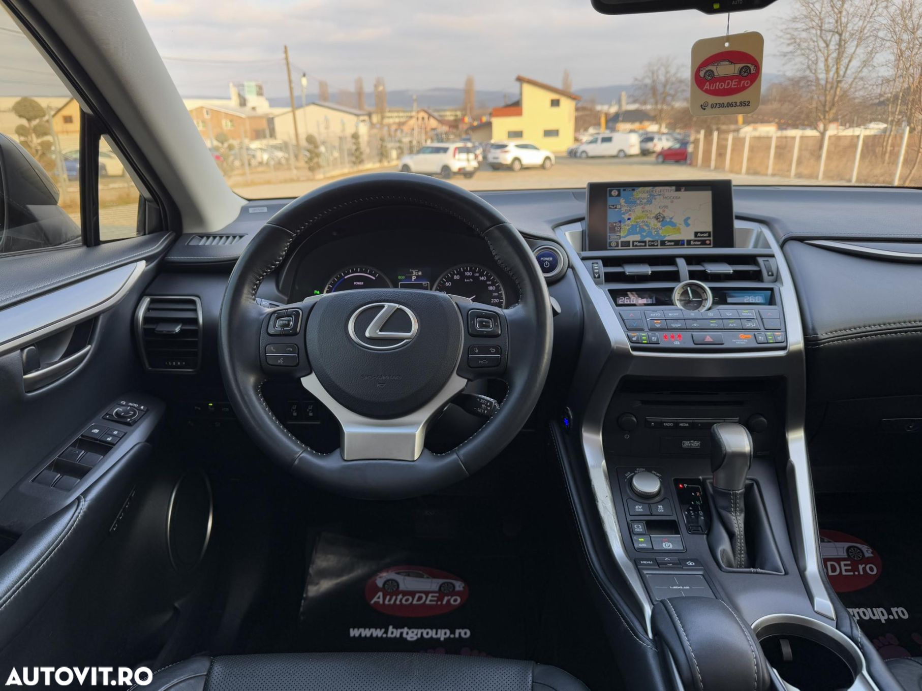 Lexus Seria NX - 9