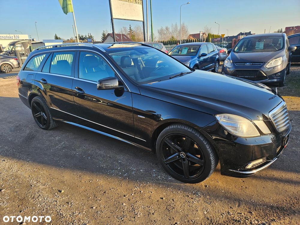 Mercedes-Benz Klasa E 350 CDI DPF BlueEFFICIENCY 7G-TRONIC Elegance - 10