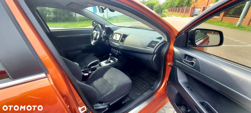Mitsubishi Lancer 2.0 Ralliart MR - 21