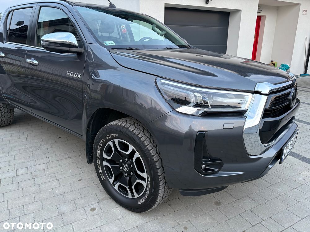 Toyota Hilux 2.8 D-4D Double Cab SR5+ 4x4 - 6