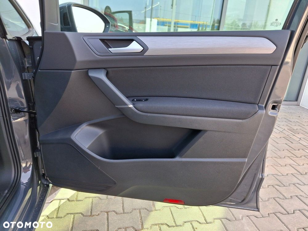 Volkswagen Touran 1.5 TSI EVO Comfortline DSG - 19