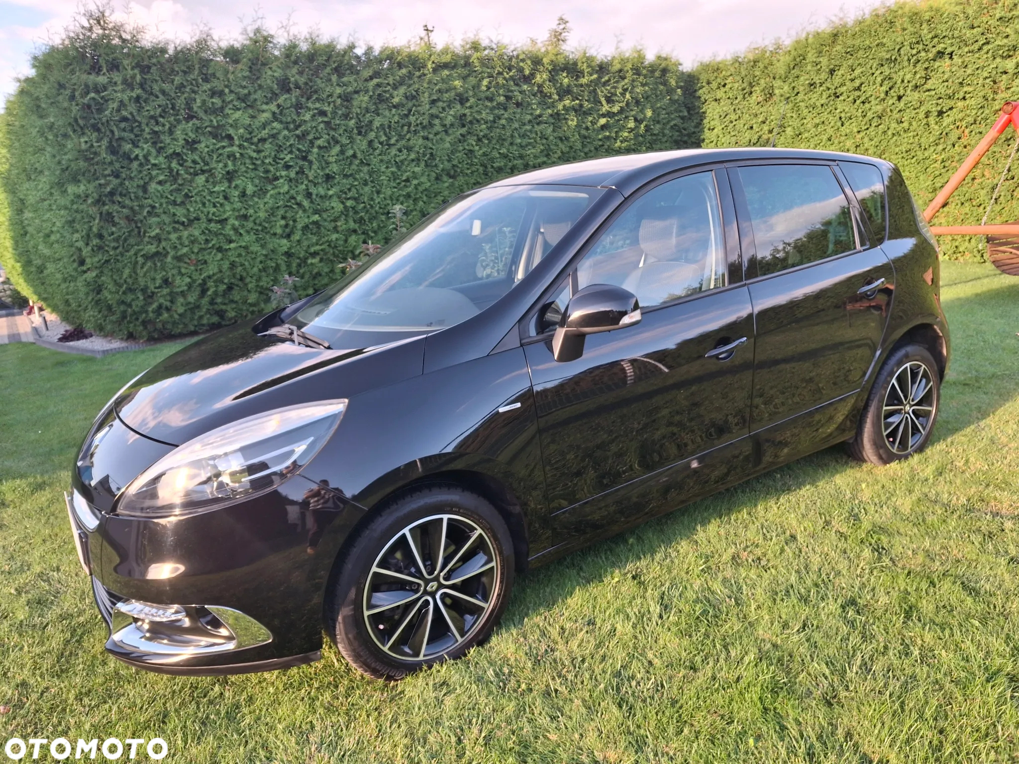 Renault Scenic ENERGY TCe 115 Bose Edition - 8