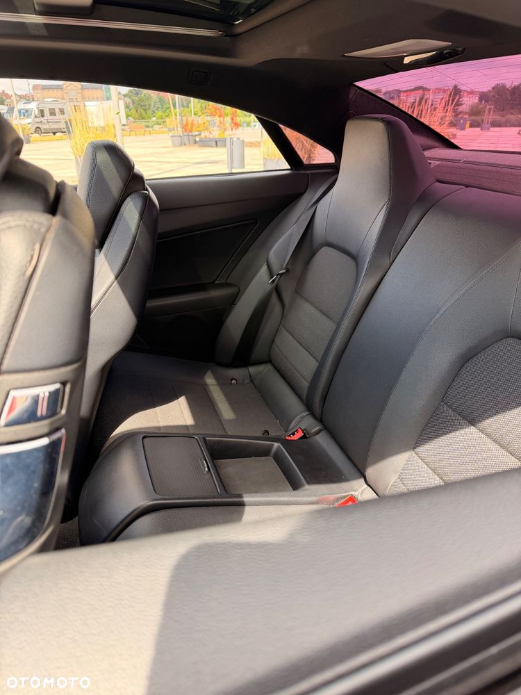 Mercedes-Benz Klasa E 250 CGI BlueEffICIENCY - 16