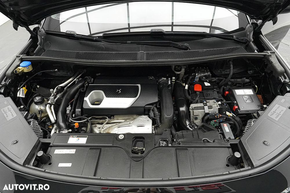 DS Automobiles DS 7 Crossback 1.6 PHeV FWD 225 EAT8 PERFORMANCE LINE + - 30