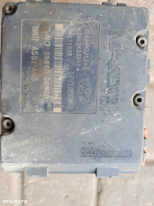 Hyundai Santa Fe I 2.4 Pompa ABS - 3