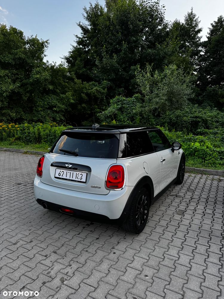 MINI Cooper Seven Chili - 4