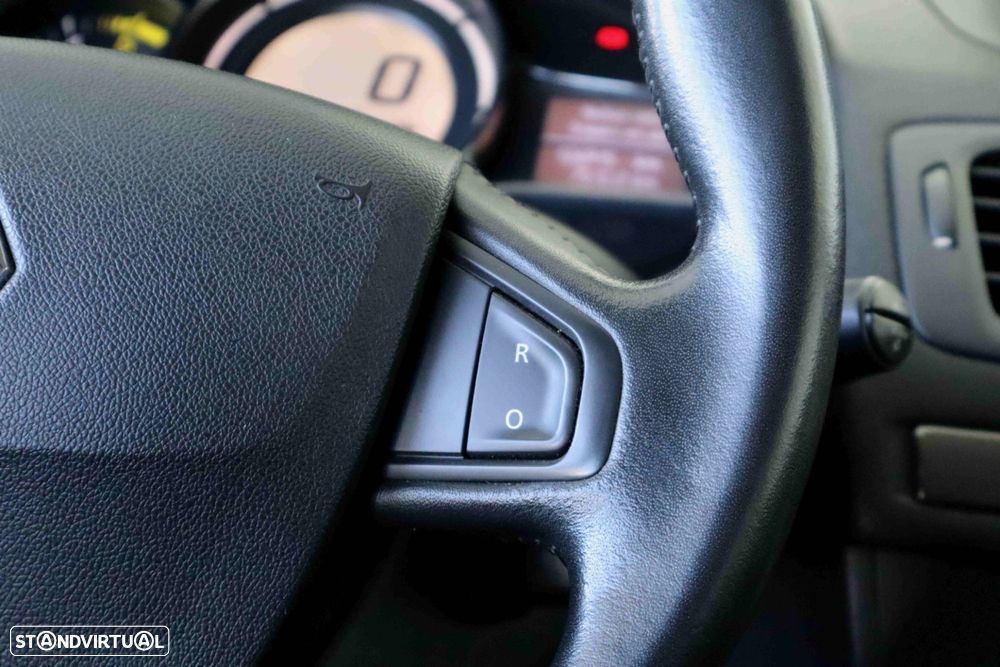 Renault Mégane Sport Tourer 1.5 dCi Comfort SS - 15