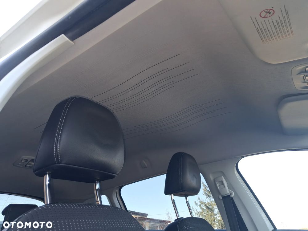 Peugeot 2008 e-HDi FAP 92 ETG6 STOP & START Allure - 9