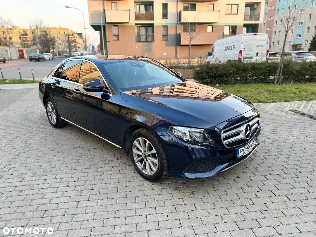 Mercedes-Benz Klasa E 220 d 4-Matic Business Edition 9G-TRONIC - 9