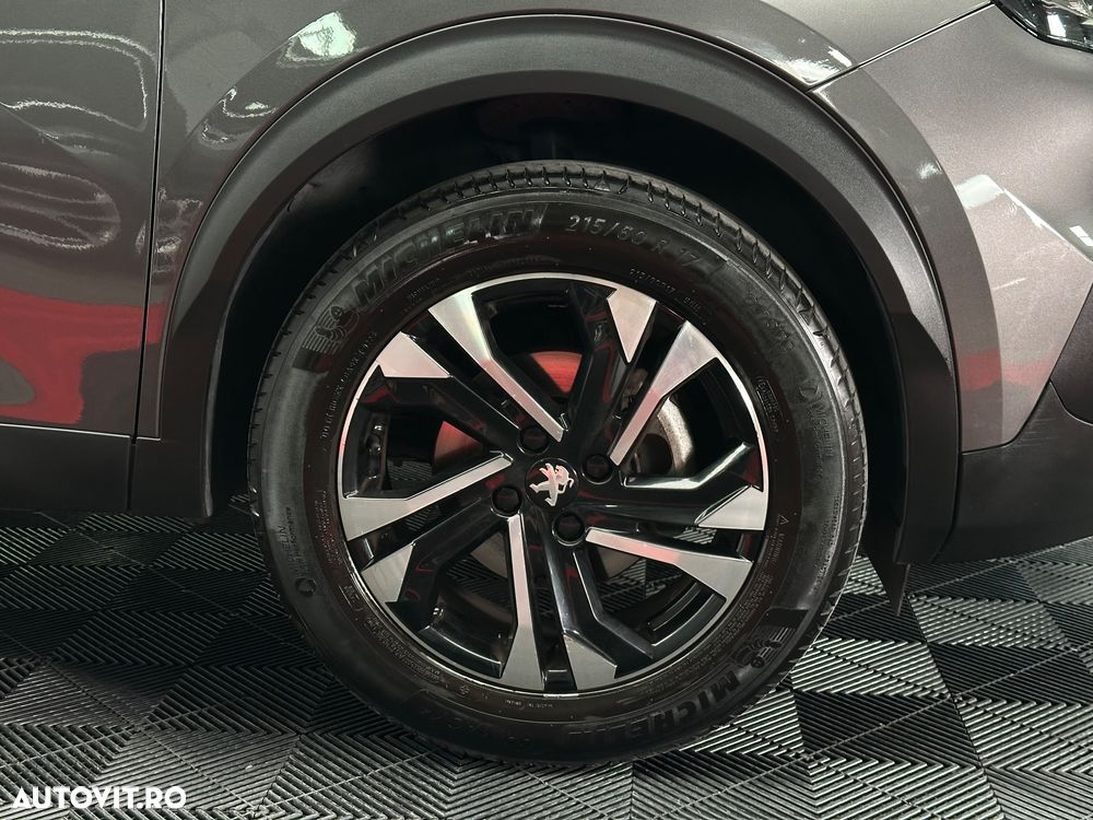 Peugeot 2008 1.2 PureTech Turbo S&S Allure - 40