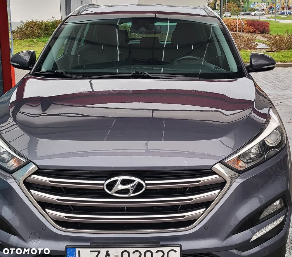 Hyundai Tucson 2.0 CRDi 4WD Automatik Advantage - 2