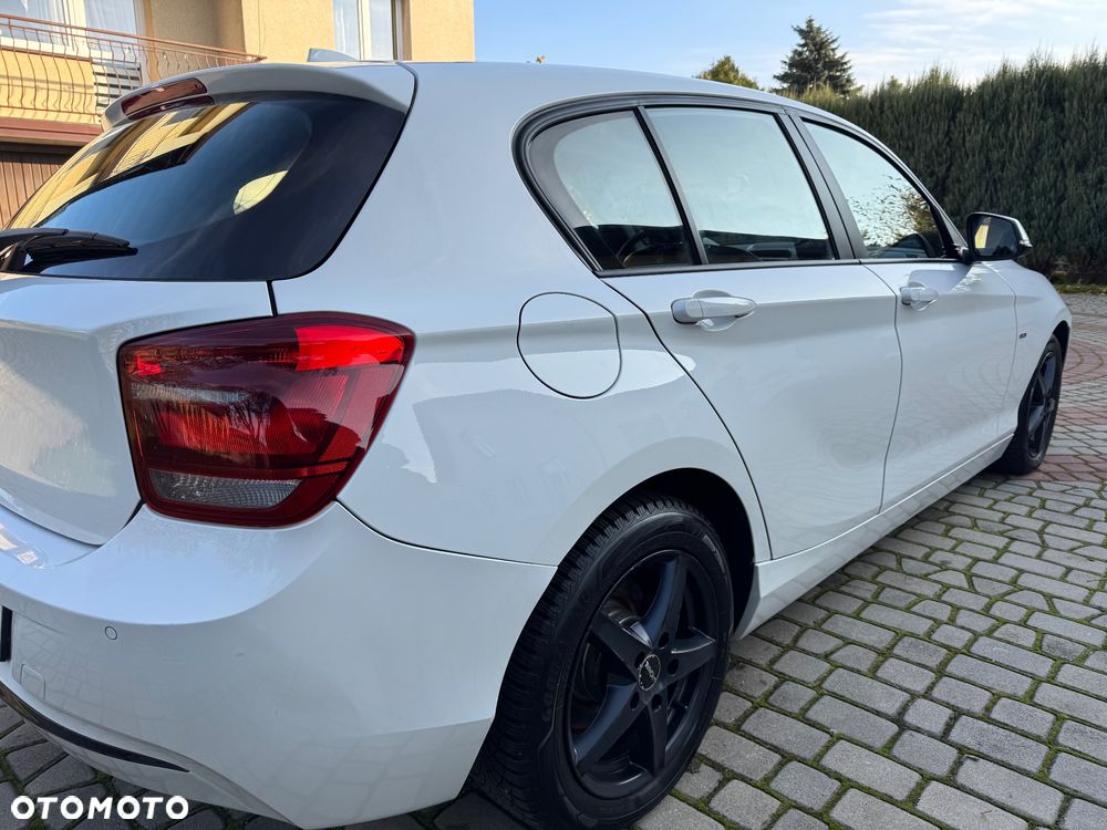 BMW Seria 1 118i Sport Line - 17