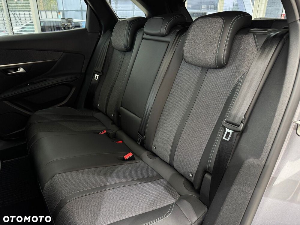 Peugeot 3008 1.2 PureTech Allure Pack S&S EAT8 - 13