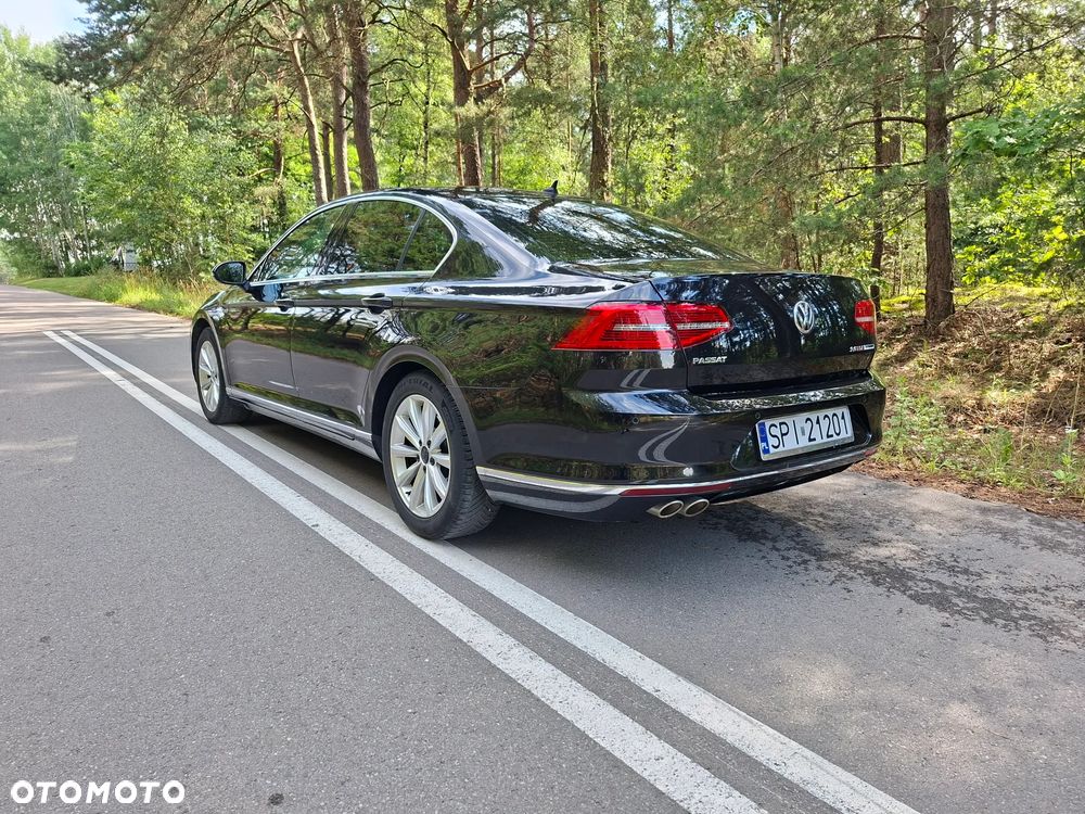 Volkswagen Passat - 6