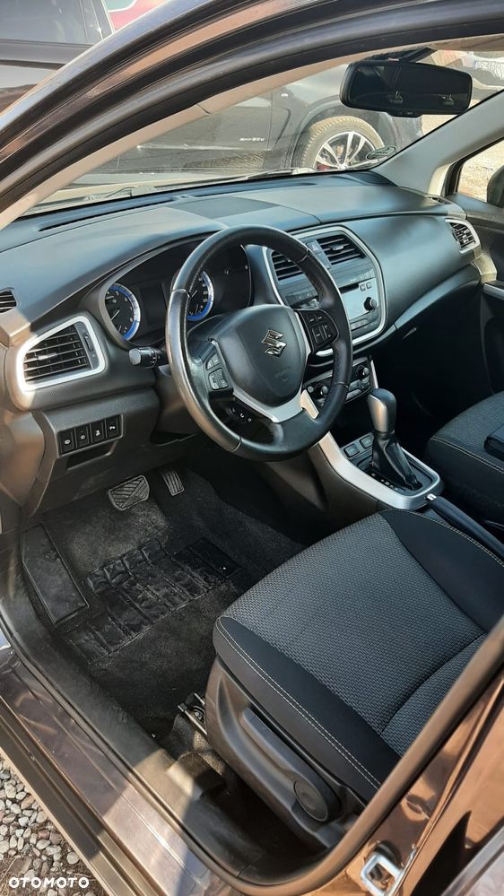 Suzuki SX4 S-Cross 1.6 VVT CVT 4x2 limited - 12