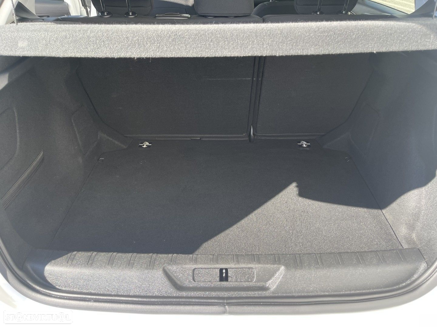 Peugeot 308 1.6 BlueHDi Style - 15