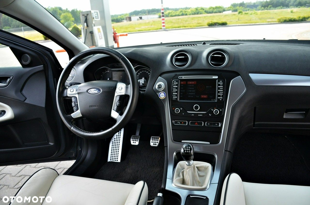 Ford Mondeo - 19