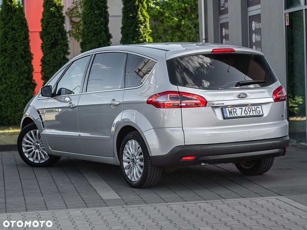 Ford S-Max - 9