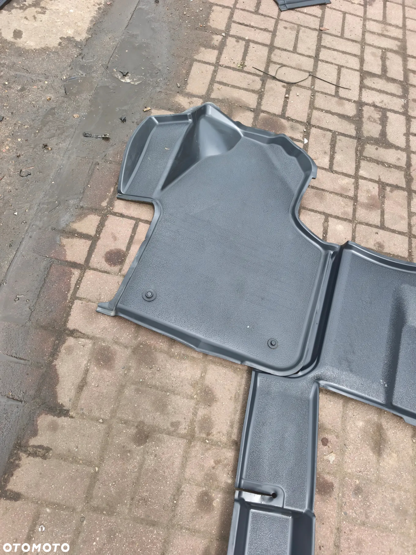Wykładzina podłoga komplet Mercedes-Benz Sprinter w907 a9076840400 a9076843700  kierowcy pasażera 2018-2025 - 3