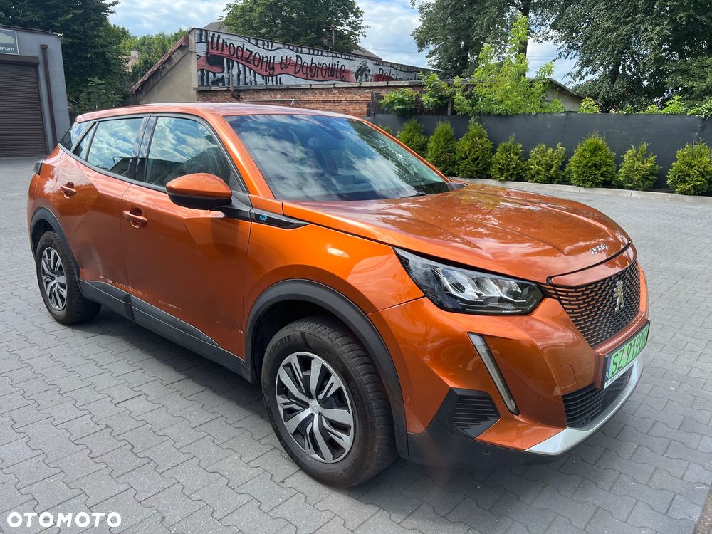 Peugeot 2008 50kWh Allure - 3