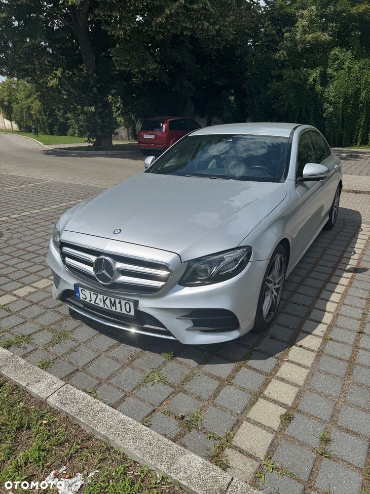 Mercedes-Benz Klasa E 220 d 9G-TRONIC AMG Line - 2