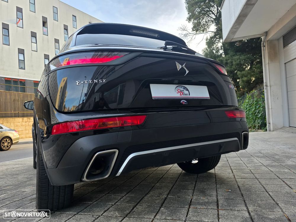 DS DS7 Crossback E-Tense Performance Line EAT8 - 12