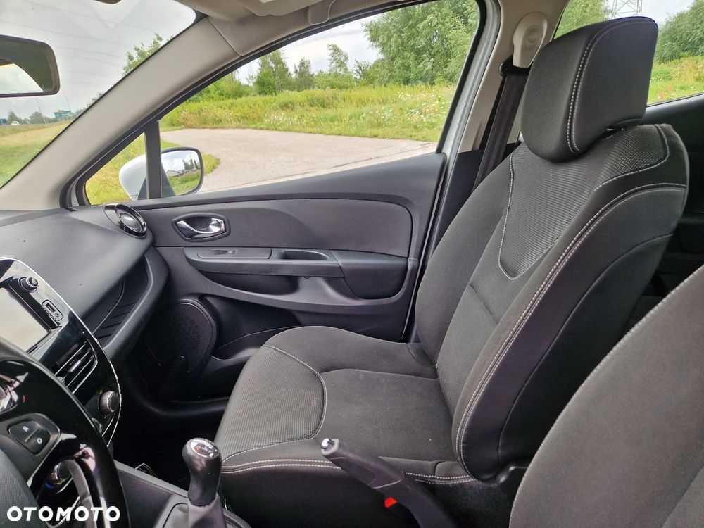 Renault Clio - 19