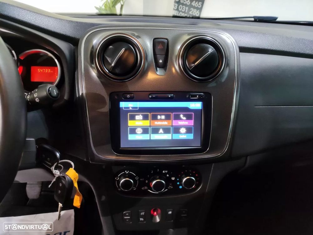 Dacia Sandero 0.9 TCe Stepway - 12