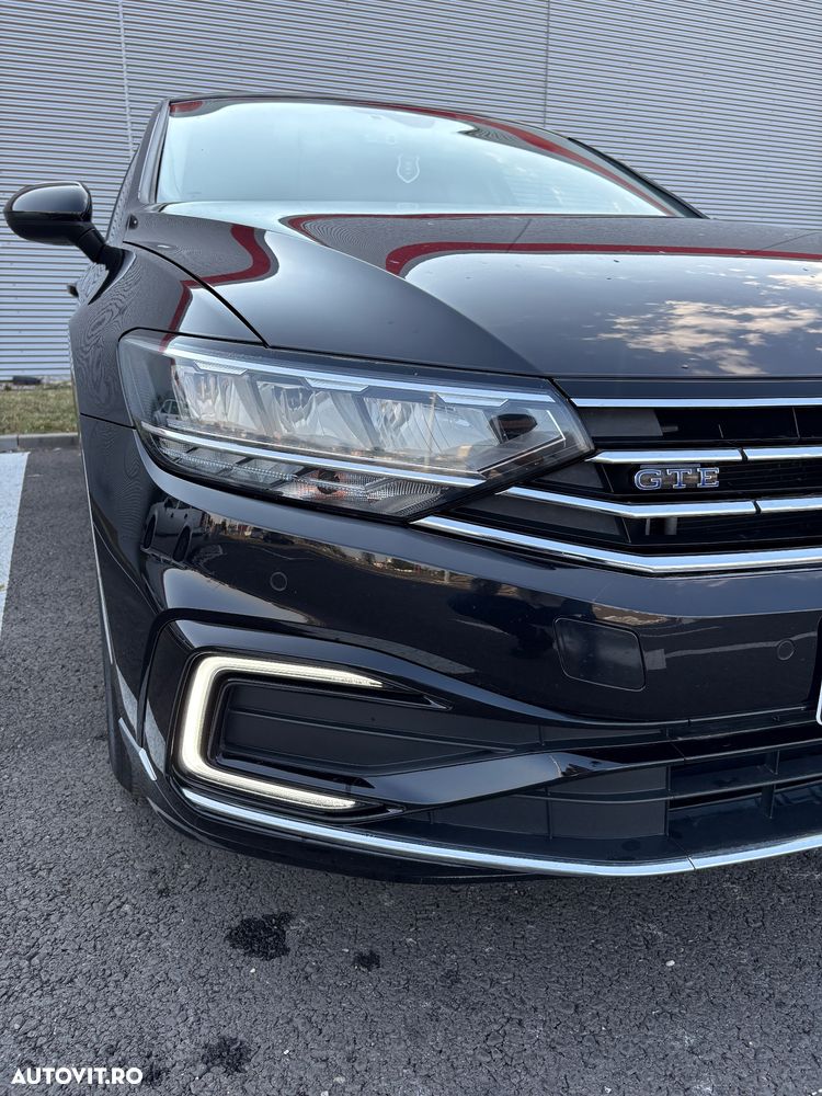 Volkswagen Passat - 5